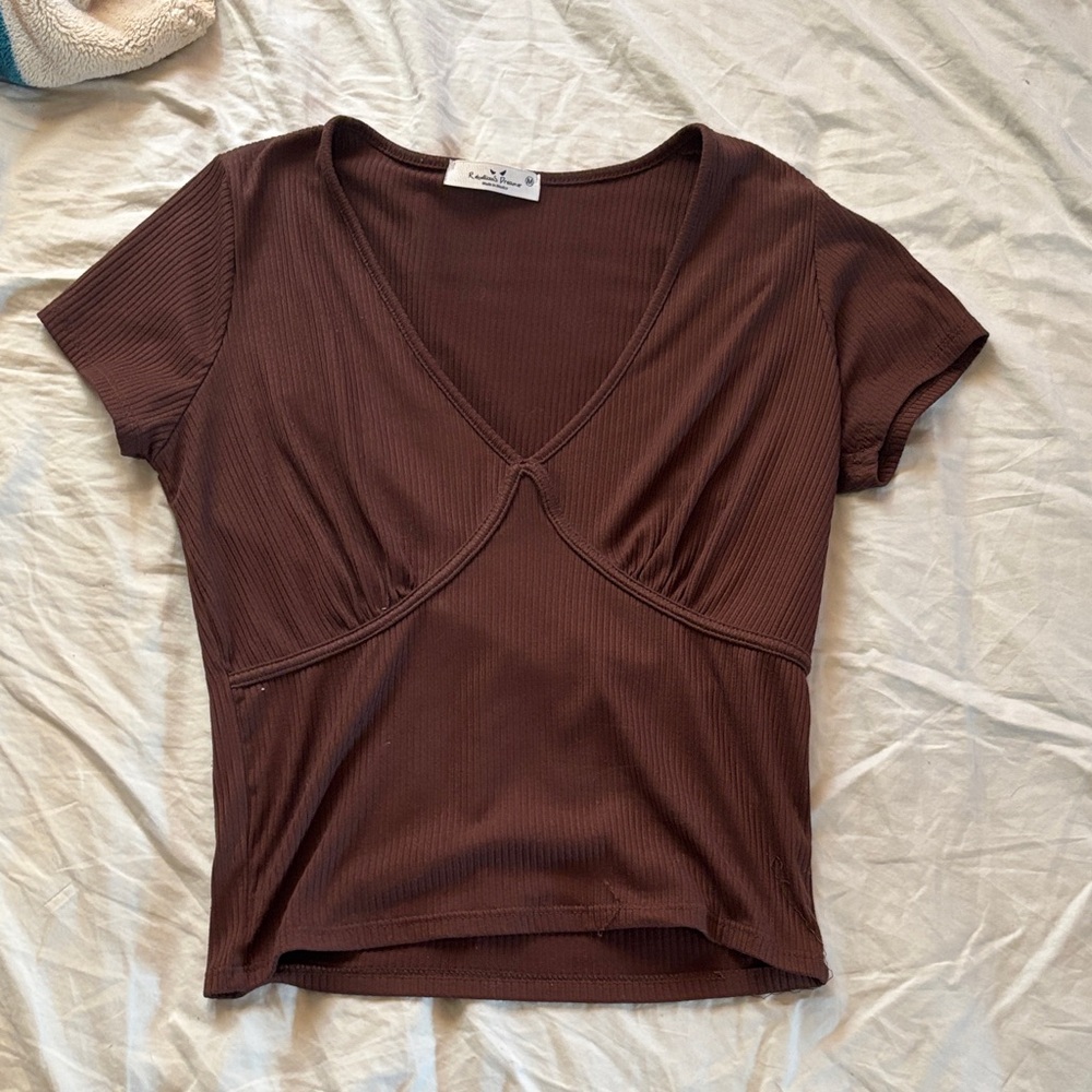 Chic V-Neck Ribbed Blouse in Deep Brown